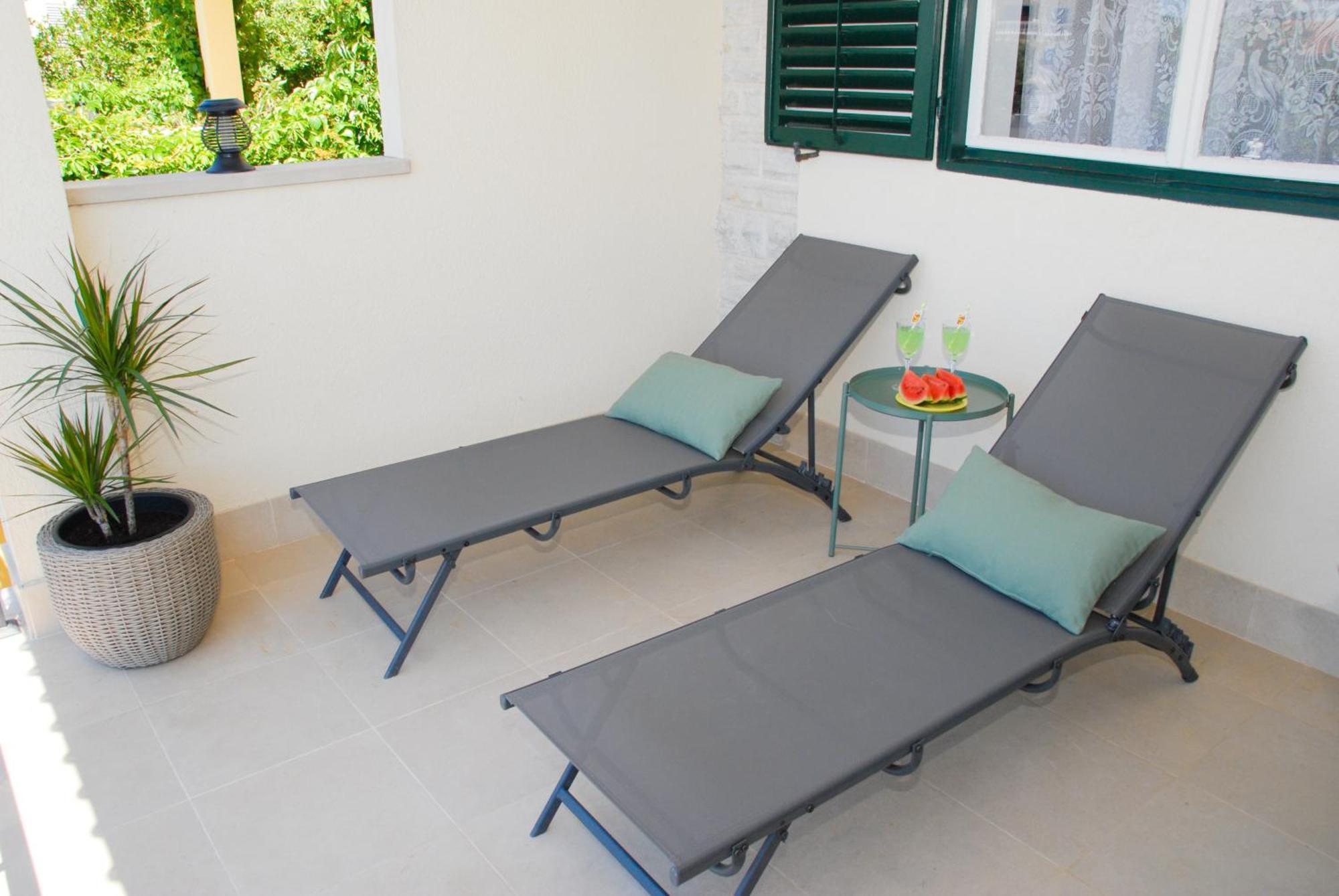 Beachfront Apartment Nikol Žaborić Kültér fotó